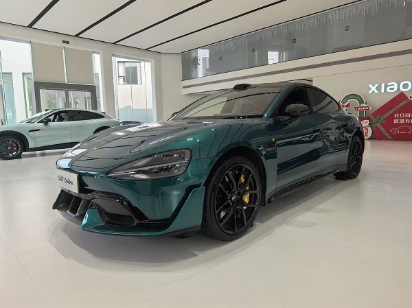 Автобаза Таяу Шығыстағы, Ресейдегі және Африкадағы дамып келе жатқан нарықтарды тереңдету үшін зейнеткерлікке шыққан сынақ машиналарын әкеледі.