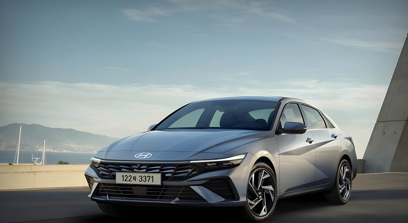 Дүниежүзілік бестселлер Hyundai Elantra шетелге жөнелтілді, теңдестірілген өнім күші жаһандық жолаушылар көлігі нарығын кеңейтеді